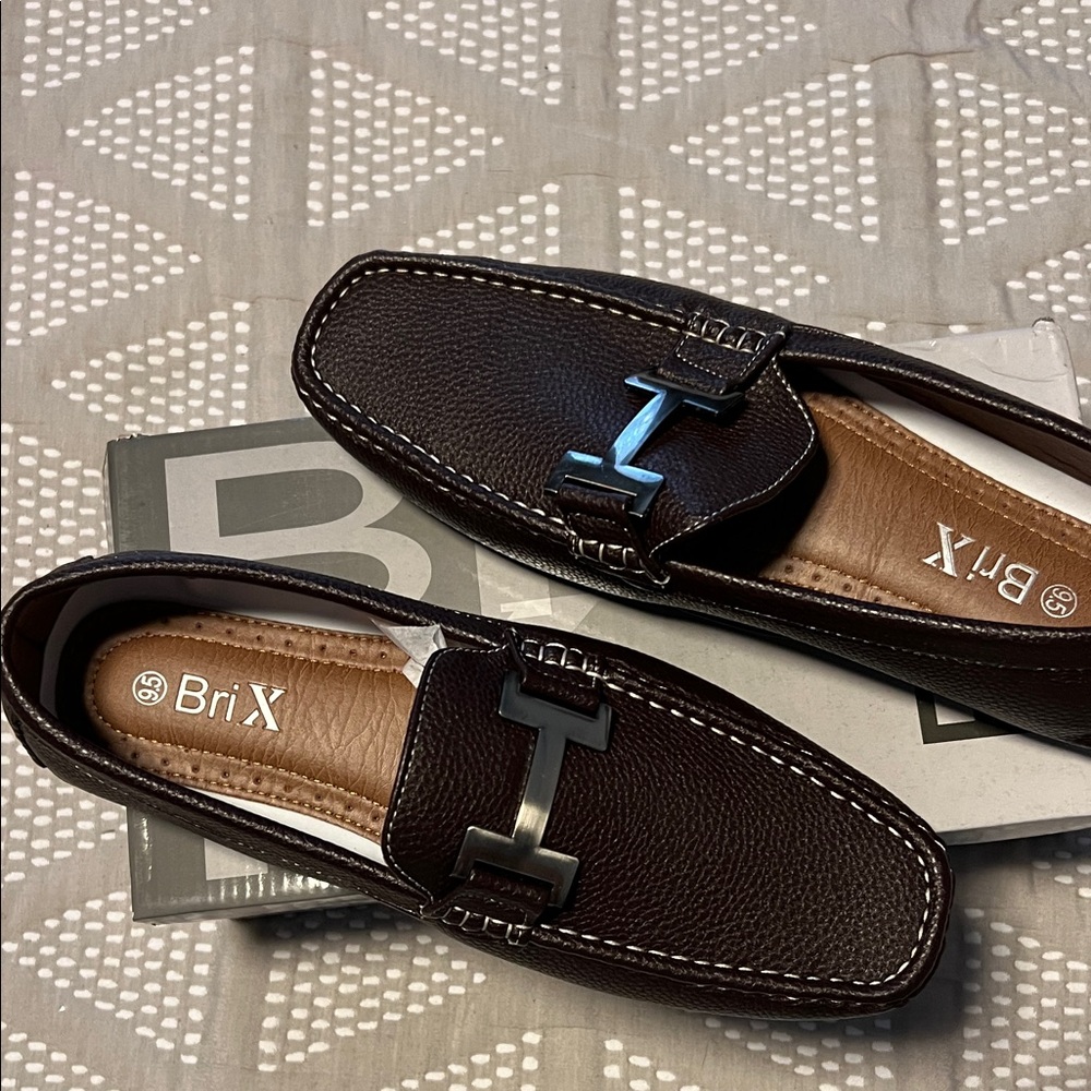 Men's Chocolate Leather Slip-On Loafers - Picture 2 of 9